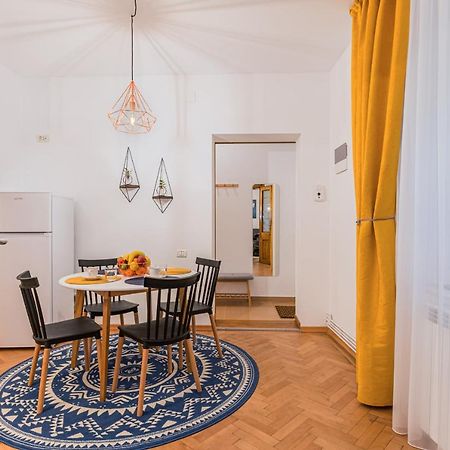 Garden Hideout - Central Apartment Brasov Exterior photo