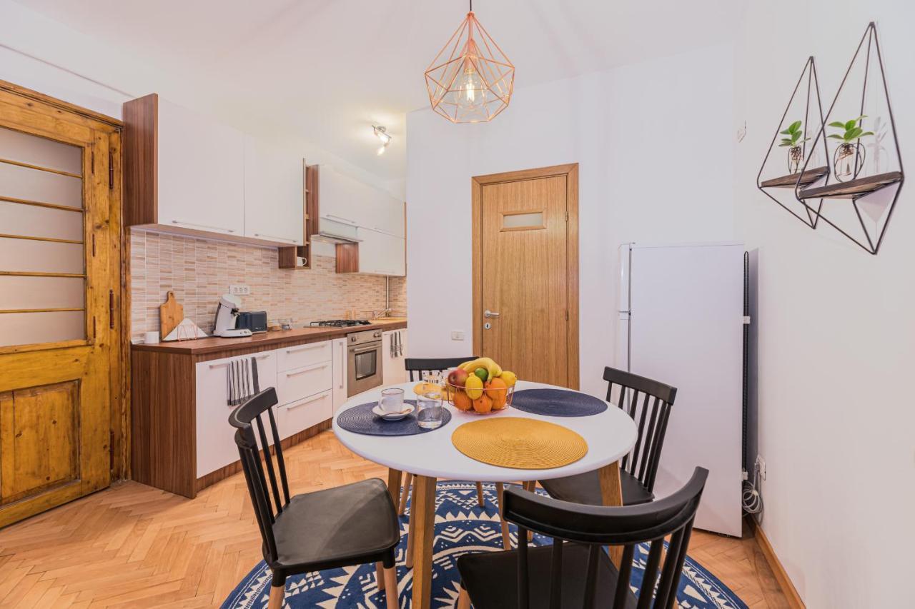 Garden Hideout - Central Apartment Brasov Exterior photo